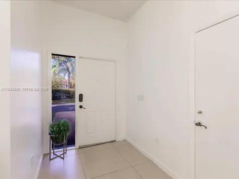 21475 SW 90th Place Cutler Bay FL 33189