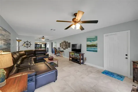 9950 Pyracantha Tree Terrace Boynton Beach FL 33436