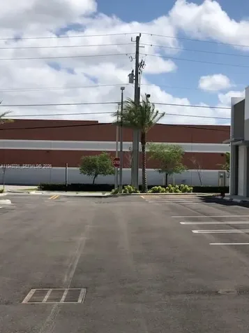 1690 NW 108th Avenue Sweetwater FL 33172