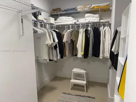 41 SE 5th Street Miami FL 33131