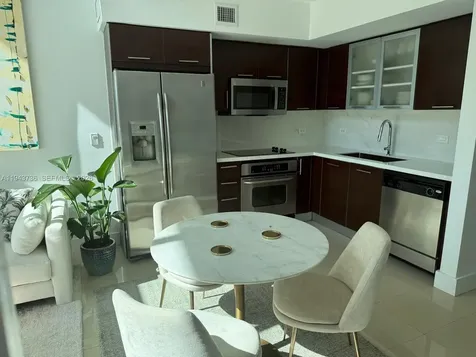 41 SE 5th Street Miami FL 33131