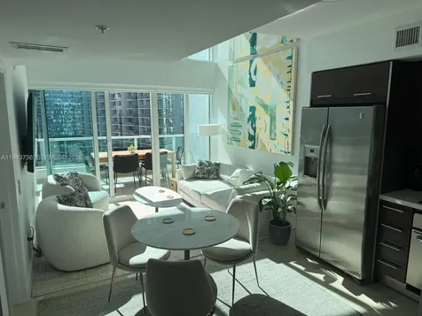 41 SE 5th Street Miami FL 33131