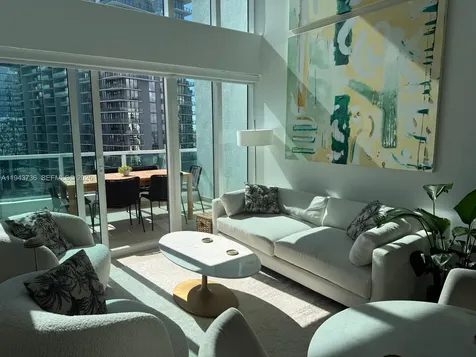 41 SE 5th Street Miami FL 33131
