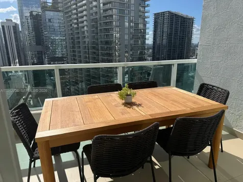 41 SE 5th Street Miami FL 33131