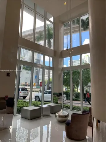 41 SE 5th Street Miami FL 33131