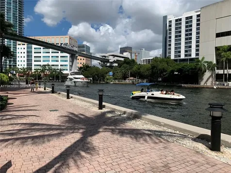 41 SE 5th Street Miami FL 33131