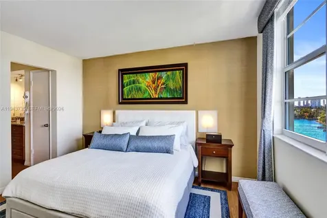 5 Island Avenue Miami Beach FL 33139