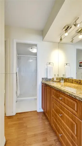 5 Island Avenue Miami Beach FL 33139