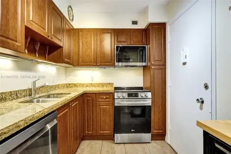 5 Island Avenue Miami Beach FL 33139