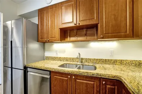 5 Island Avenue Miami Beach FL 33139