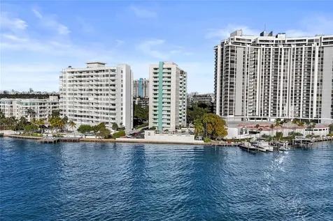 5 Island Avenue Miami Beach FL 33139