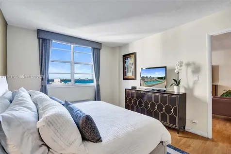 5 Island Avenue Miami Beach FL 33139