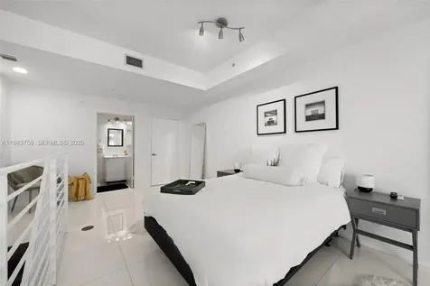 60 SW 13th Street Miami FL 33130
