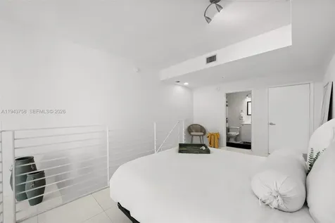 60 SW 13th Street Miami FL 33130