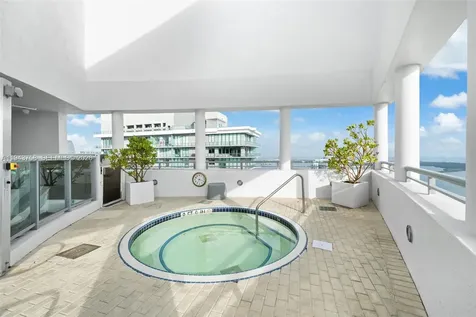 60 SW 13th Street Miami FL 33130