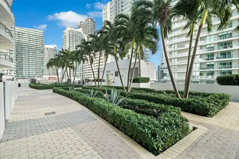 60 SW 13th Street Miami FL 33130
