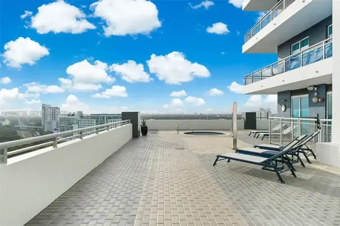60 SW 13th Street Miami FL 33130