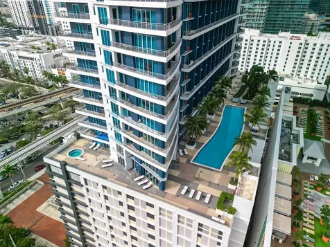 60 SW 13th Street Miami FL 33130