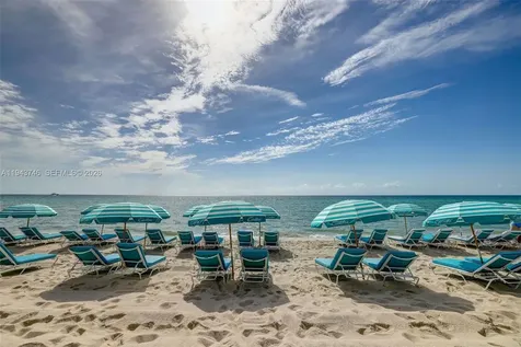 6799 Collins Avenue Miami Beach FL 33141