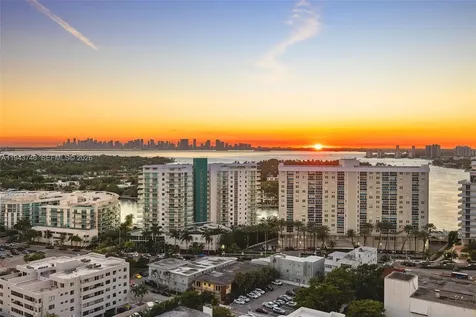 6799 Collins Avenue Miami Beach FL 33141