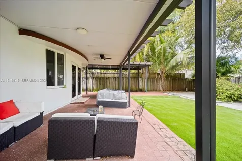 321 SW 19th Road Miami FL 33129