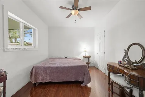 321 SW 19th Road Miami FL 33129