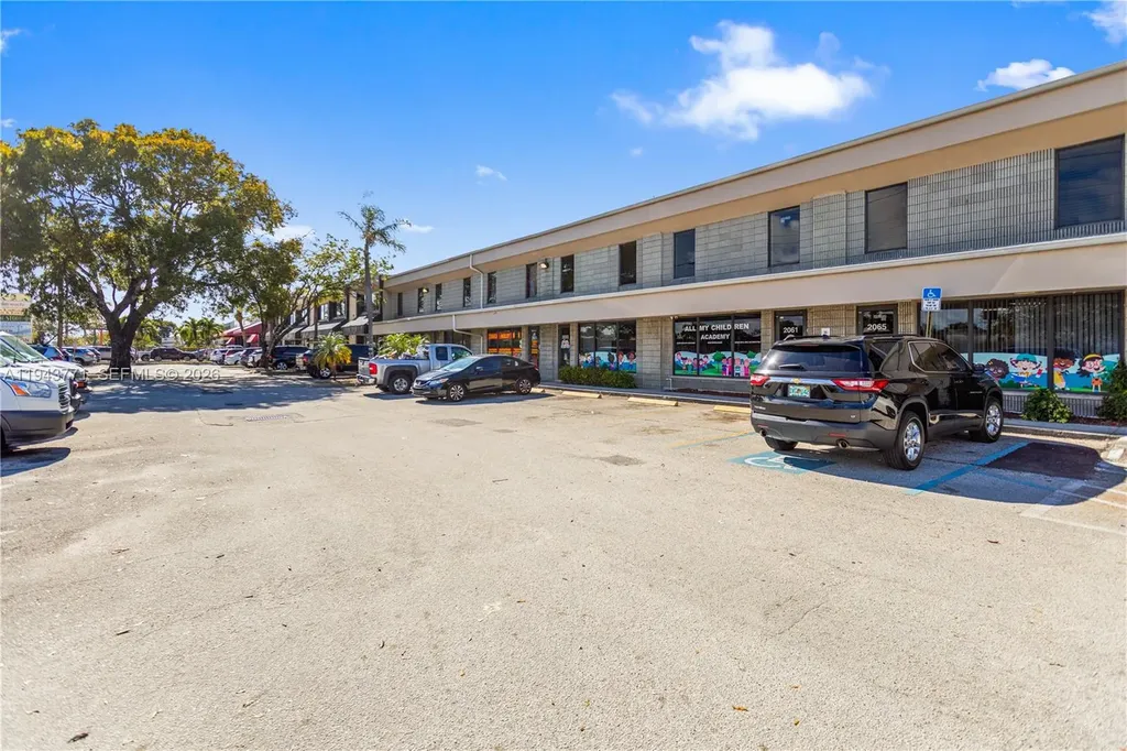 2025 N Dixie Highway Pompano Beach FL 33060