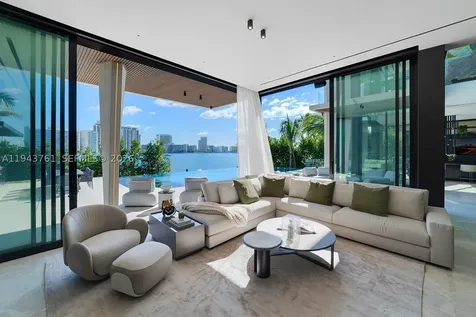 217 E Rivo Alto Drive Miami Beach FL 33139