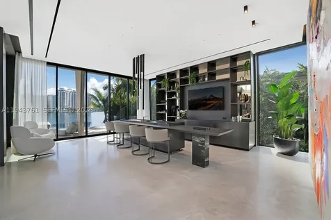217 E Rivo Alto Drive Miami Beach FL 33139