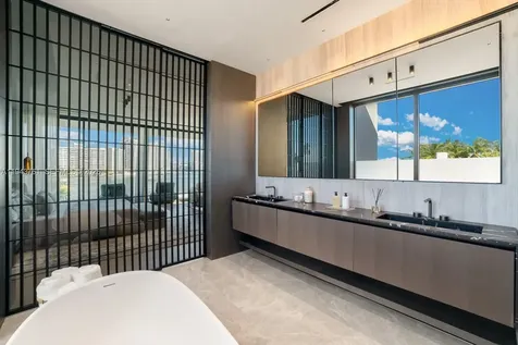 217 E Rivo Alto Drive Miami Beach FL 33139