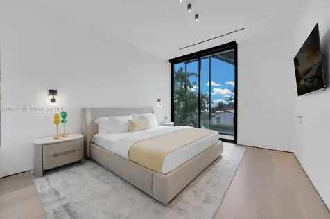 217 E Rivo Alto Drive Miami Beach FL 33139