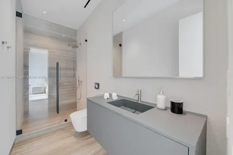 217 E Rivo Alto Drive Miami Beach FL 33139