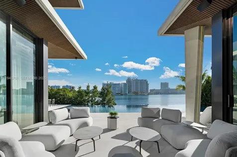 217 E Rivo Alto Drive Miami Beach FL 33139