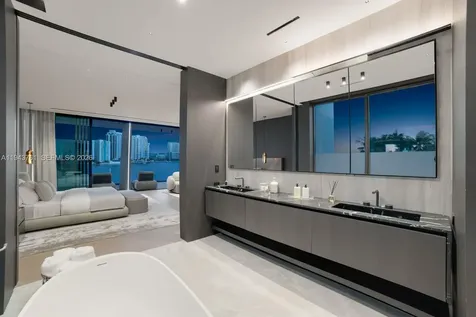 217 E Rivo Alto Drive Miami Beach FL 33139