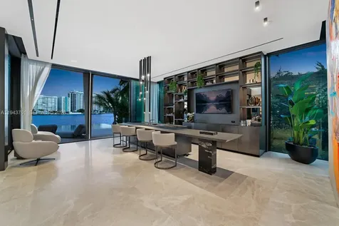 217 E Rivo Alto Drive Miami Beach FL 33139