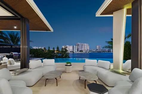 217 E Rivo Alto Drive Miami Beach FL 33139