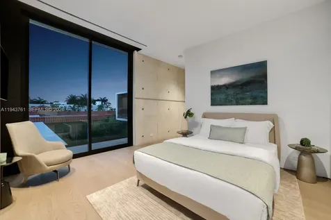 217 E Rivo Alto Drive Miami Beach FL 33139