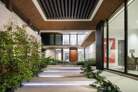 217 E Rivo Alto Drive Miami Beach FL 33139