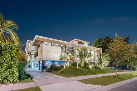 217 E Rivo Alto Drive Miami Beach FL 33139