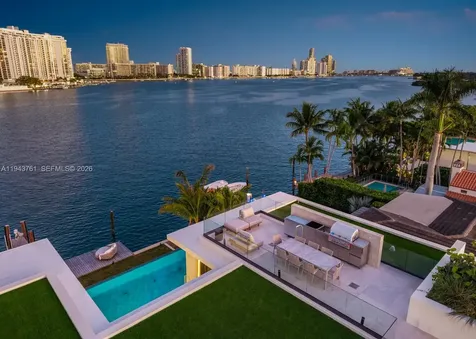 217 E Rivo Alto Drive Miami Beach FL 33139