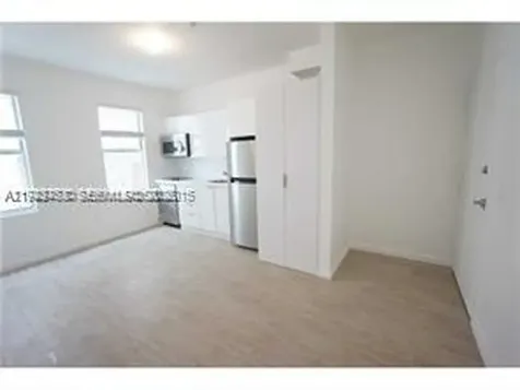 1611 Meridian Avenue Miami Beach FL 33139