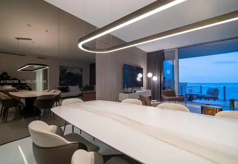 300 Biscayne Boulevard Way Miami FL 33131