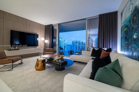 300 Biscayne Boulevard Way Miami FL 33131