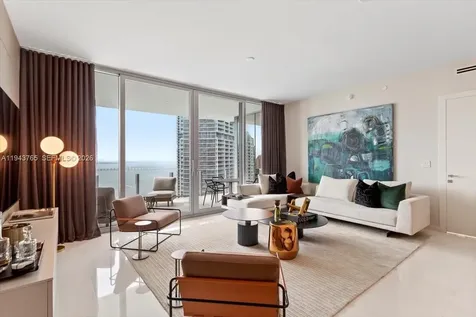 300 Biscayne Boulevard Way Miami FL 33131