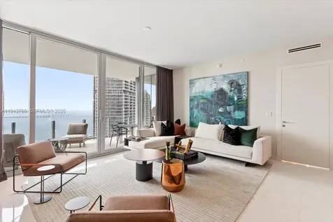 300 Biscayne Boulevard Way Miami FL 33131