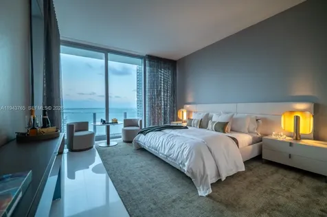 300 Biscayne Boulevard Way Miami FL 33131
