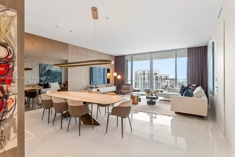 300 Biscayne Boulevard Way Miami FL 33131