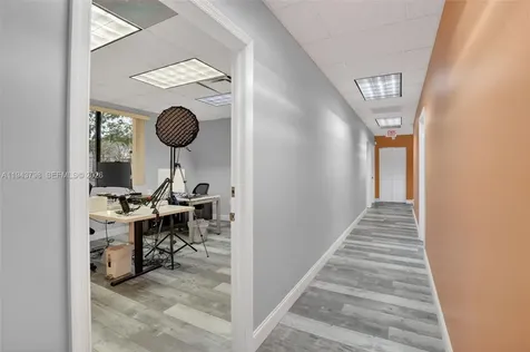 1007 Shotgun Road Sunrise FL 33326