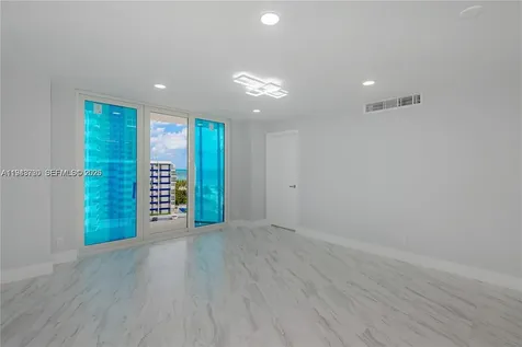 3180 S Ocean Drive Hallandale Beach FL 33009