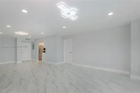 3180 S Ocean Drive Hallandale Beach FL 33009